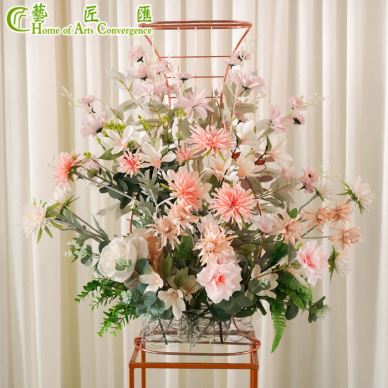 Moderne frisk blomsterarrangement